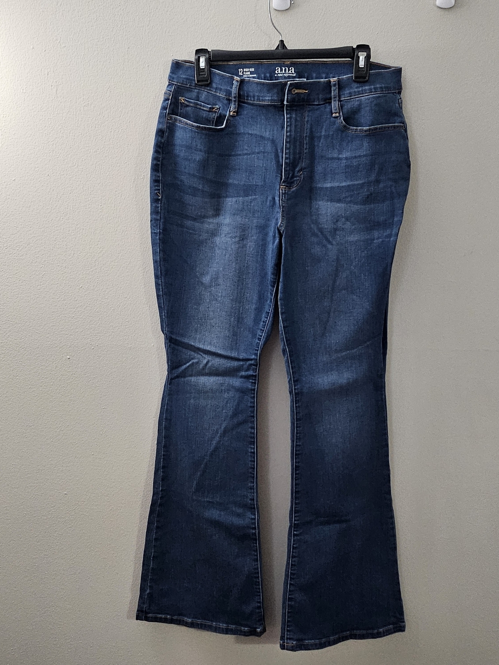 a.n.a Dark Blue Flare Jeans, Dolly Parton Style